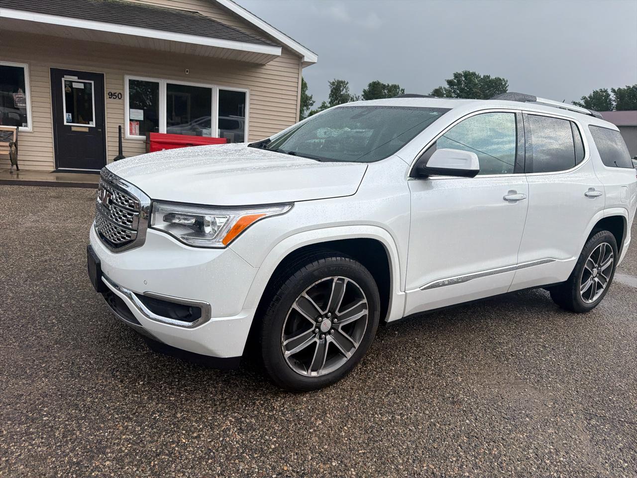 GMC Acadia AWD 4dr Denali 2019
