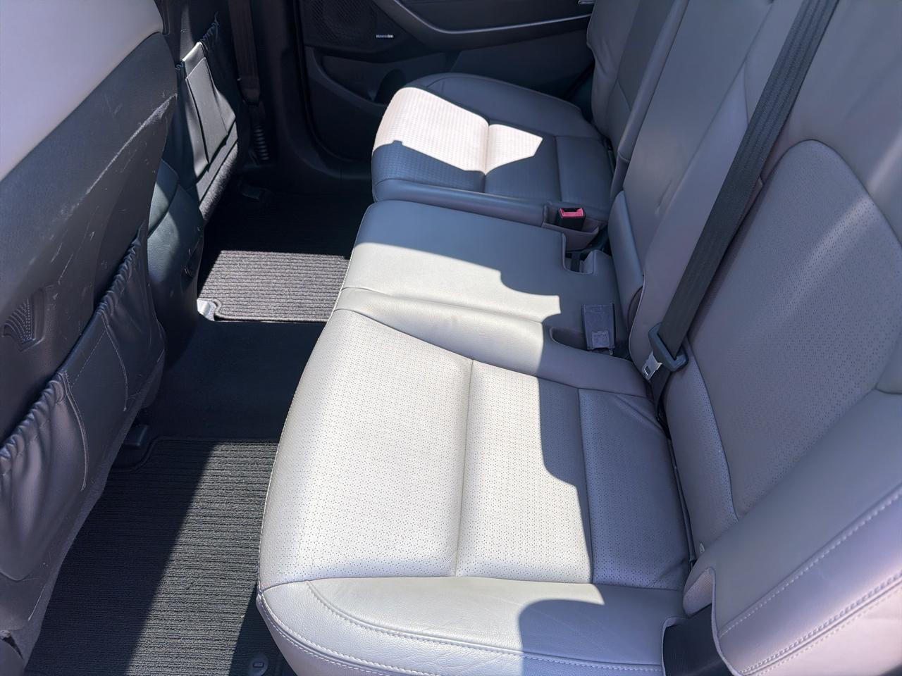 Hyundai Santa Fe AWD 4dr GLS 2014