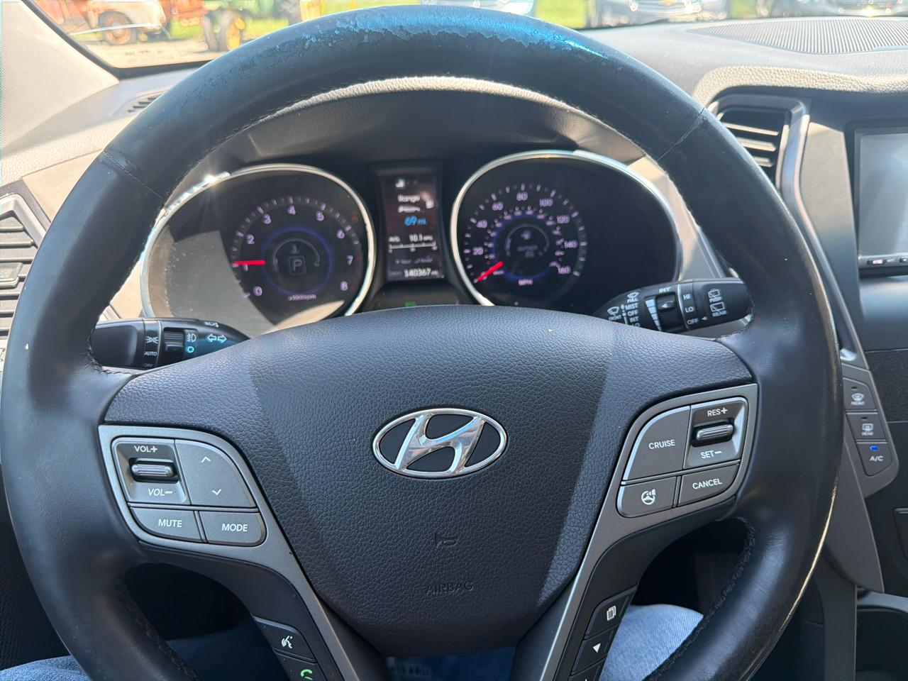 Hyundai Santa Fe AWD 4dr GLS 2014