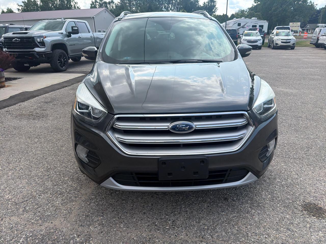 Ford Escape Titanium 4WD 2017