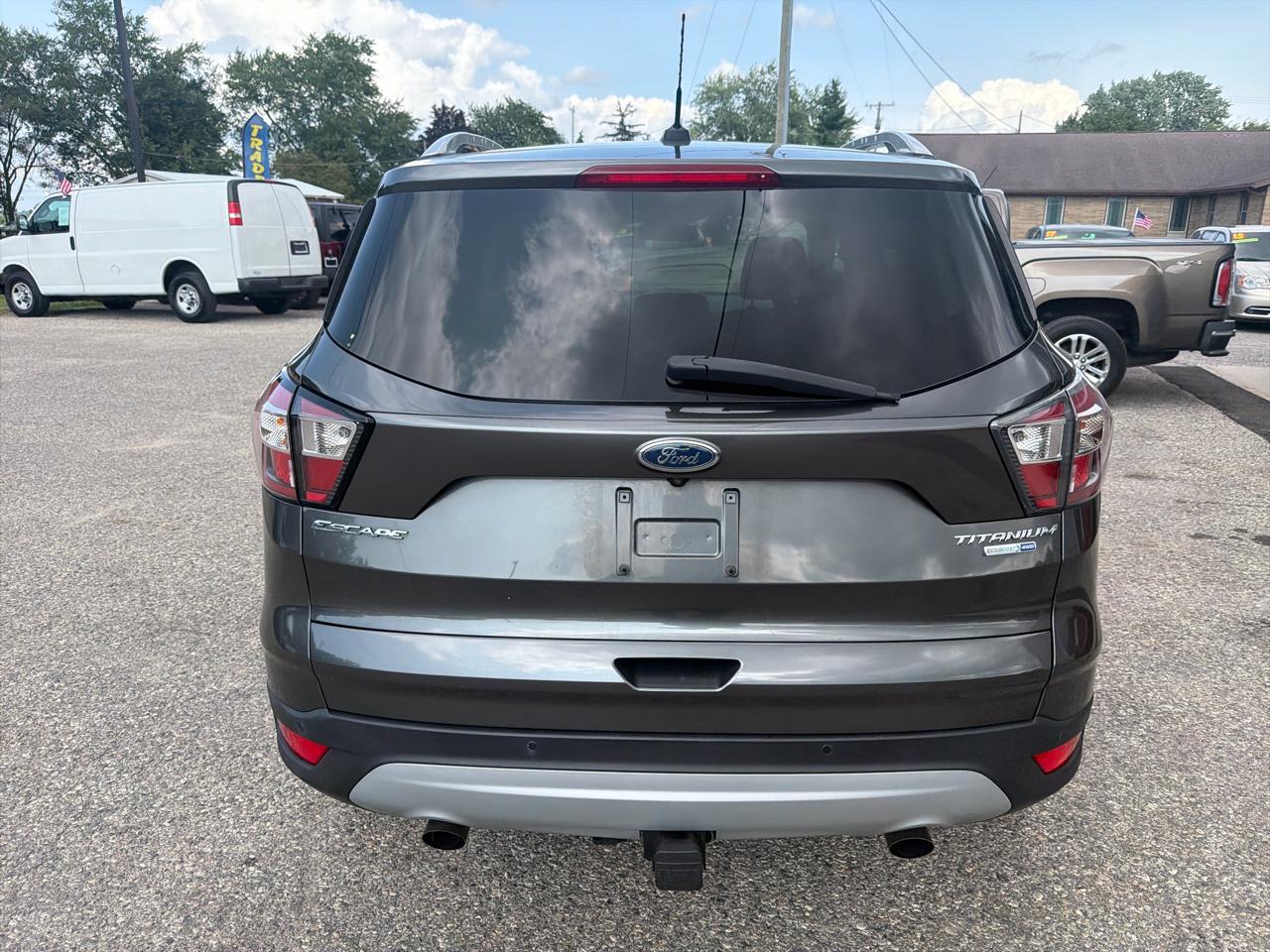 Ford Escape Titanium 4WD 2017