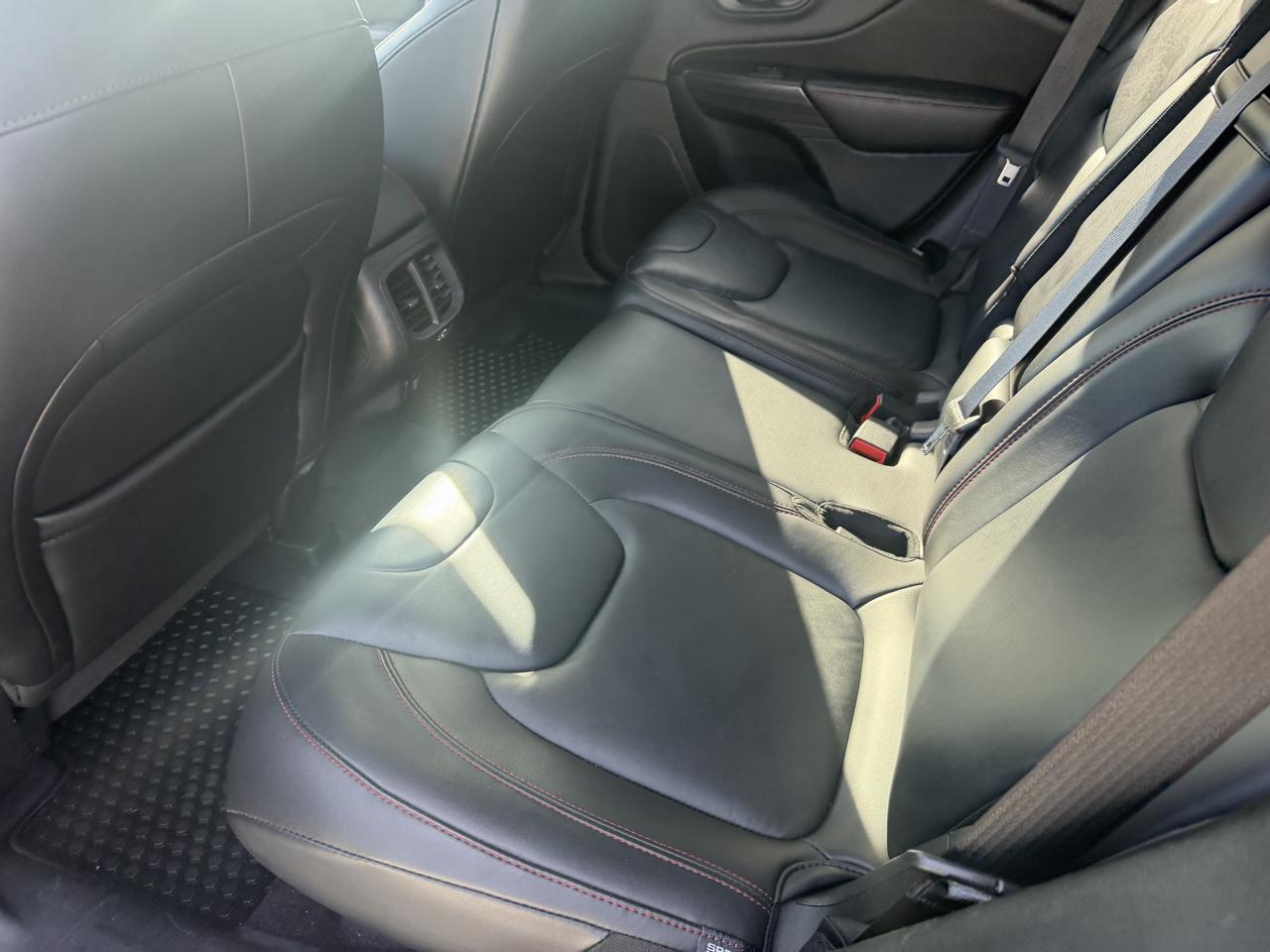 Jeep Cherokee 4WD 4dr Trailhawk 2016