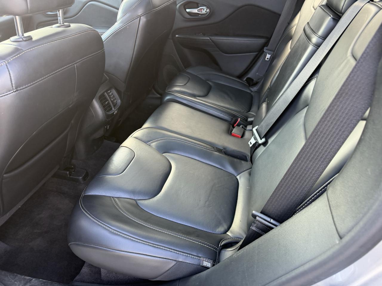 Jeep Cherokee 4WD 4dr High Altitude 2016
