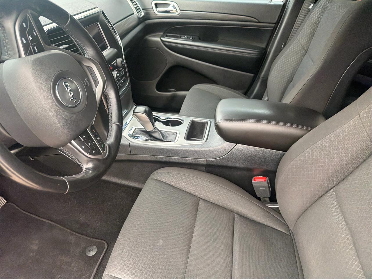Jeep Grand Cherokee Laredo 4x4 2020