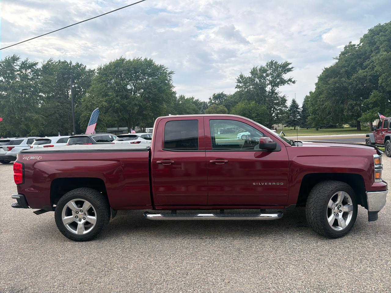 Chevrolet Silverado 1500 4WD Double Cab 143.5" LT w/1LT 2015