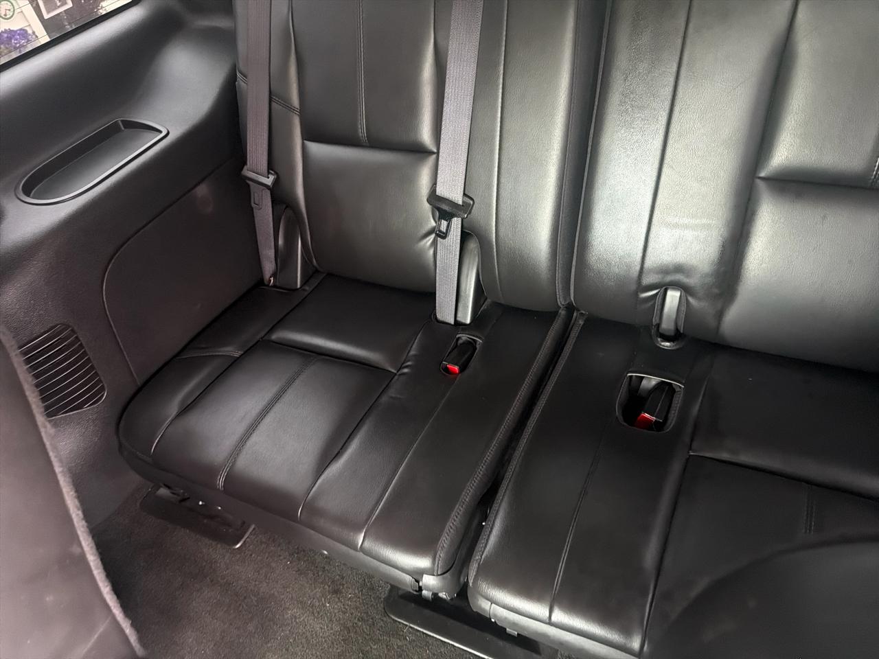 GMC Yukon Denali AWD 4dr 2007