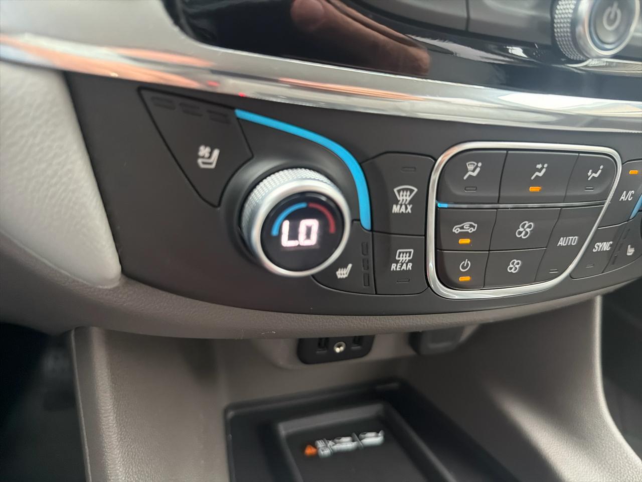 Chevrolet Traverse AWD 4dr Premier w/1LZ 2018
