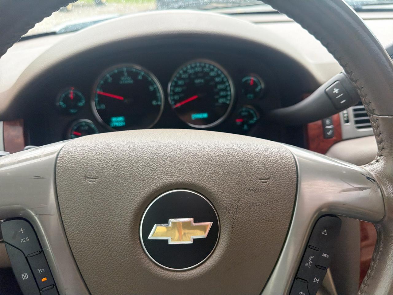 Chevrolet Tahoe 4WD 4dr 1500 LT 2013