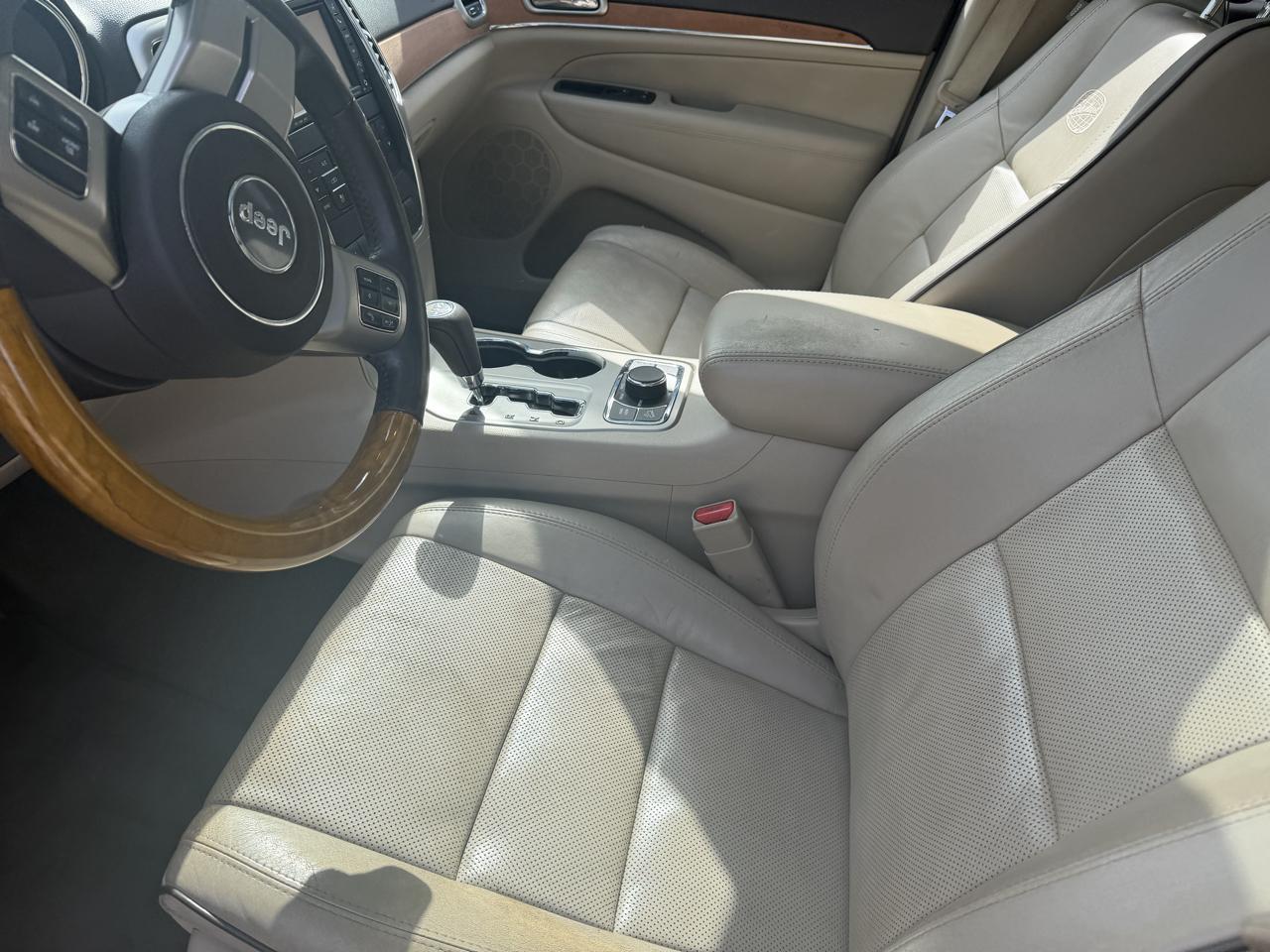 Jeep Grand Cherokee 4WD 4dr Overland 2013