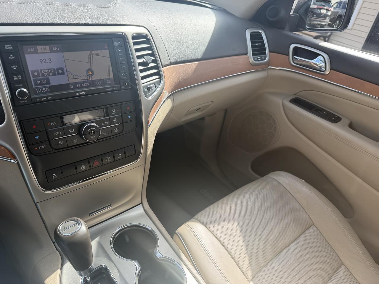 Jeep Grand Cherokee 4WD 4dr Overland 2013