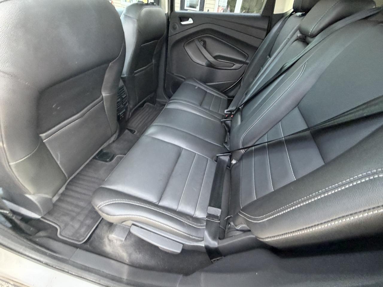 Ford Escape 4WD 4dr Titanium 2015