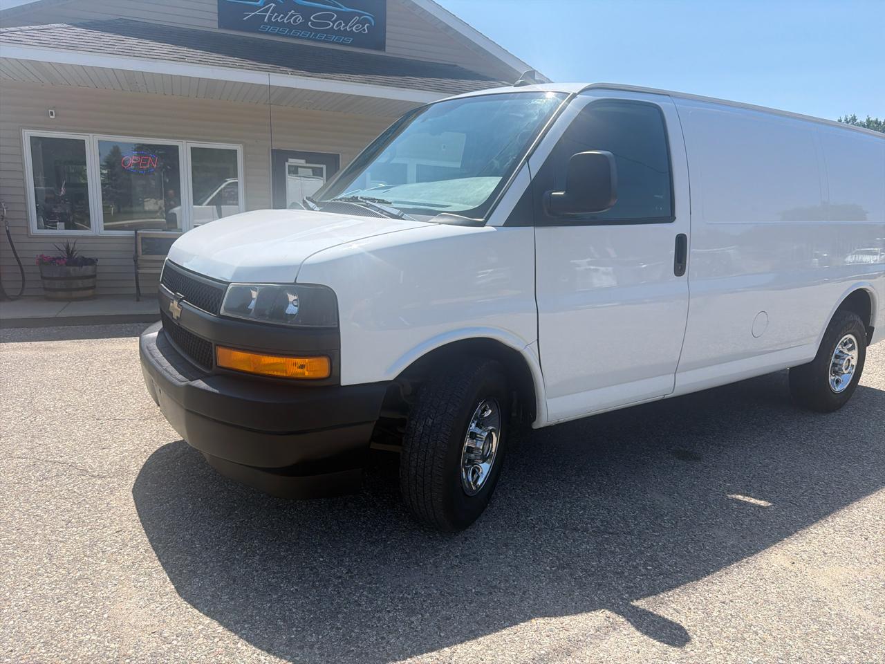 Chevrolet Express Cargo Van RWD 2500 135" 2019