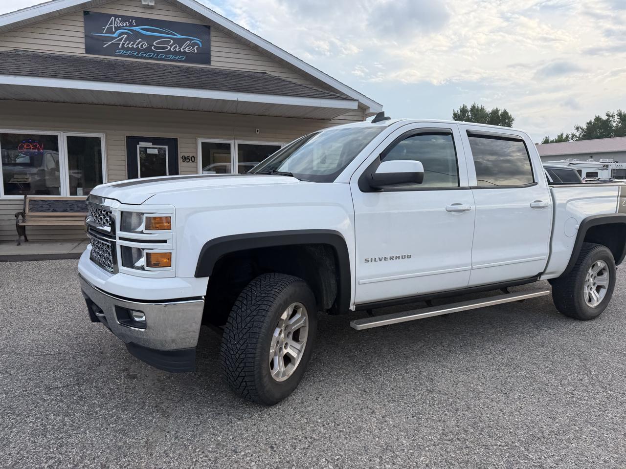 Chevrolet Silverado 1500 4WD Crew Cab 143.5" LT w/1LT 2015