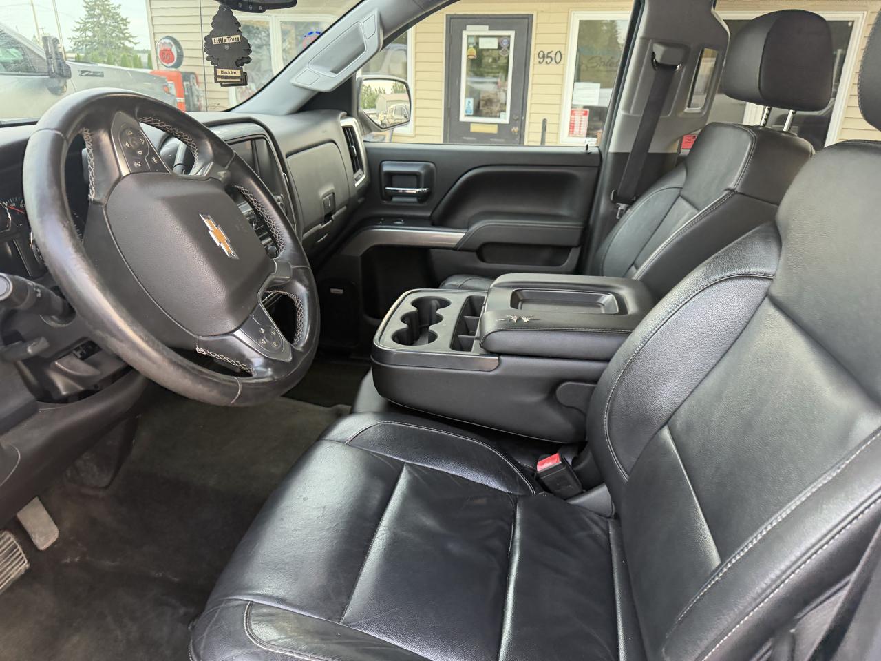 Chevrolet Silverado 1500 4WD Crew Cab 143.5" LT w/1LT 2015