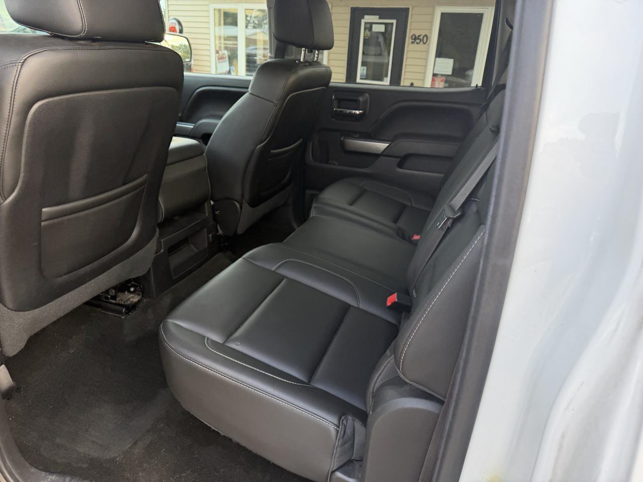 Chevrolet Silverado 1500 4WD Crew Cab 143.5" LT w/1LT 2015