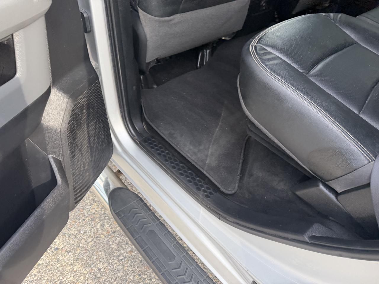 RAM 1500 4WD Crew Cab 140.5" Big Horn 2016