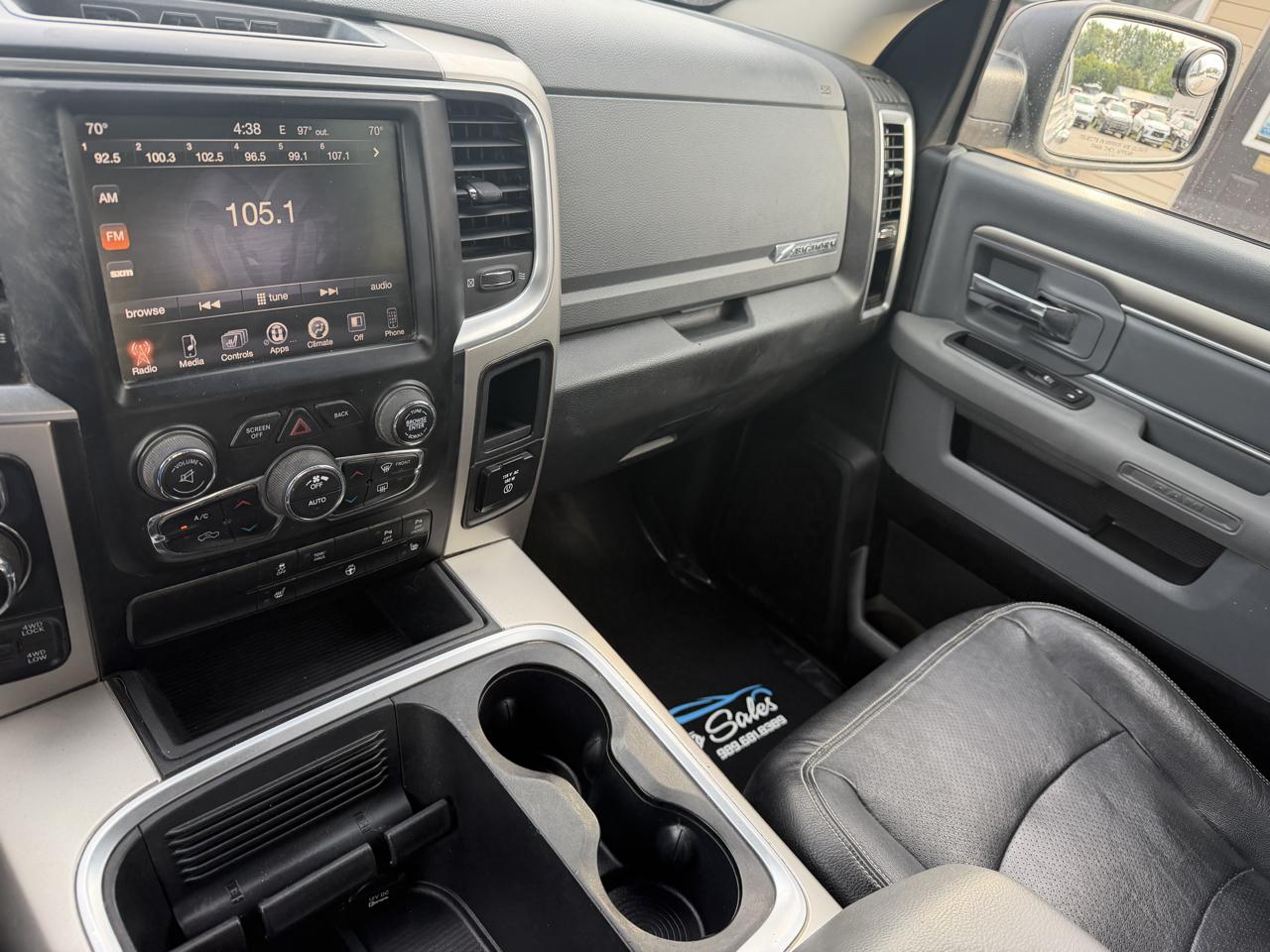 RAM 1500 4WD Crew Cab 140.5" Big Horn 2016