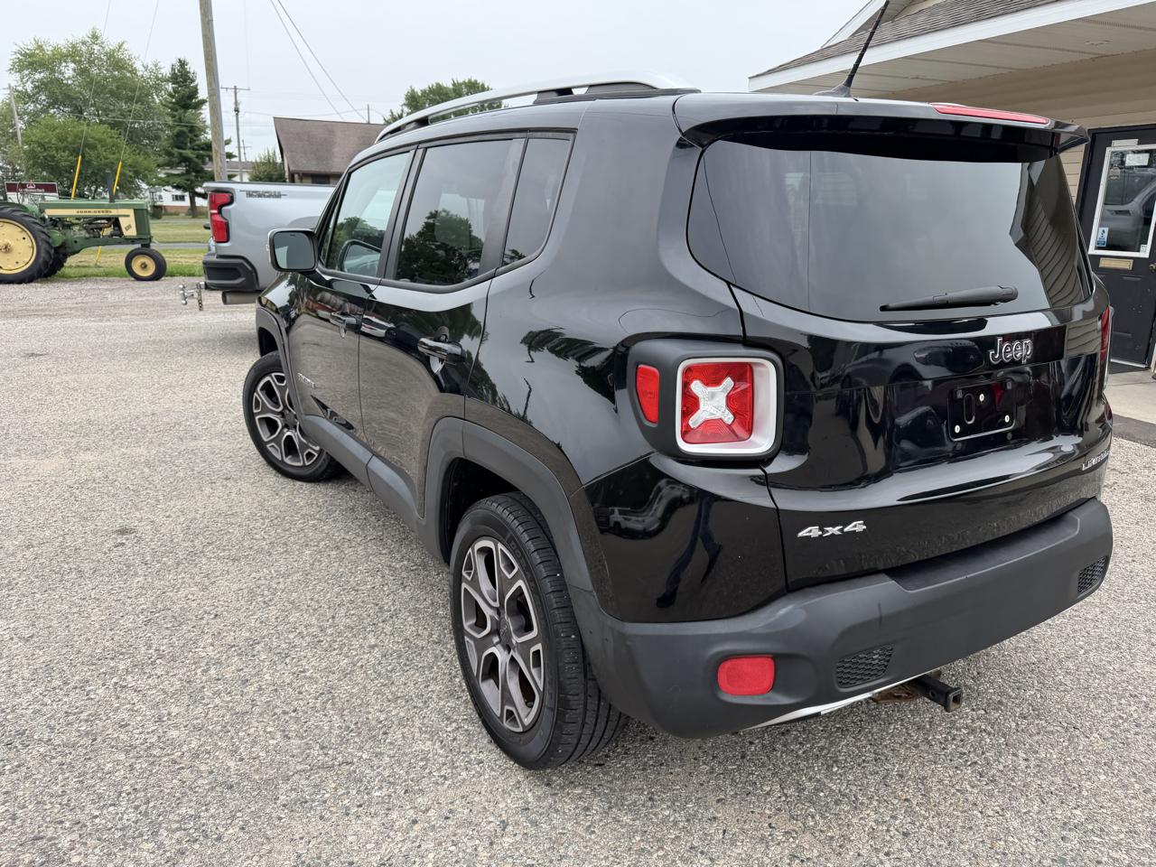 Jeep Renegade Limited 4D SUV 4WD 2015