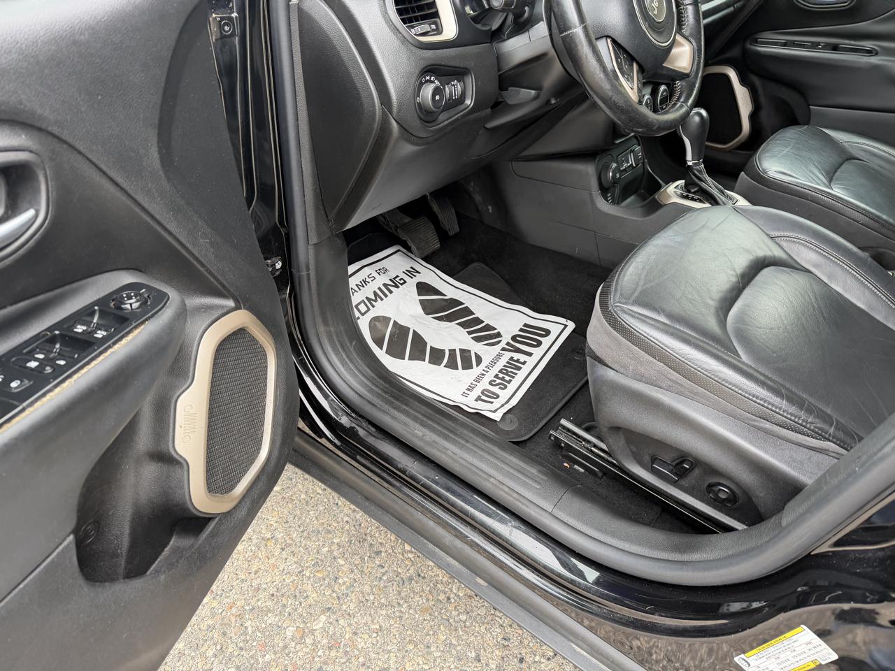 Jeep Renegade Limited 4D SUV 4WD 2015