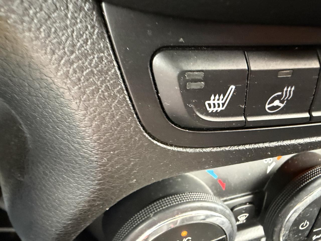 Jeep Renegade Limited 4D SUV 4WD 2015