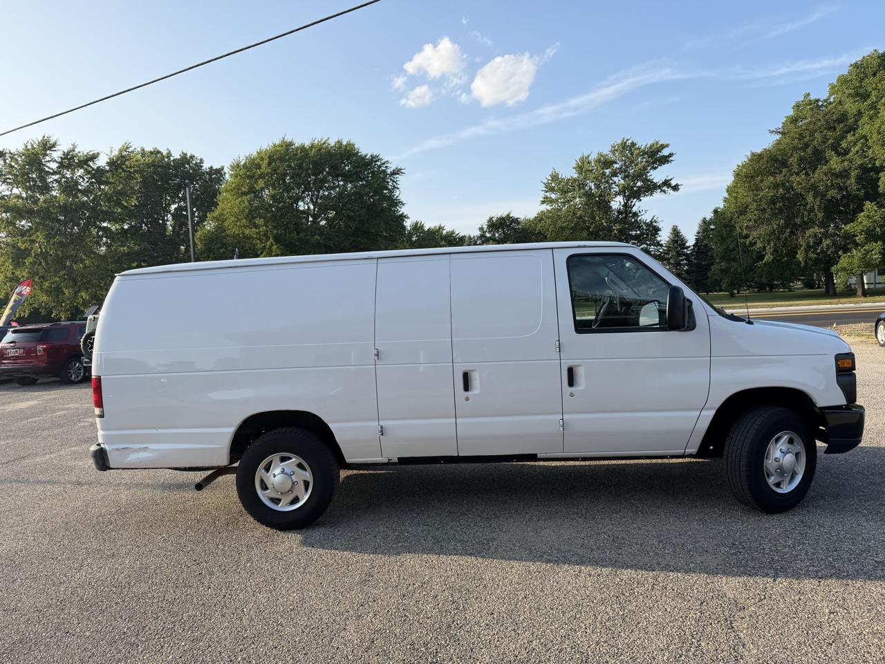 Ford Econoline Cargo Van E-250 Ext Commercial 2013