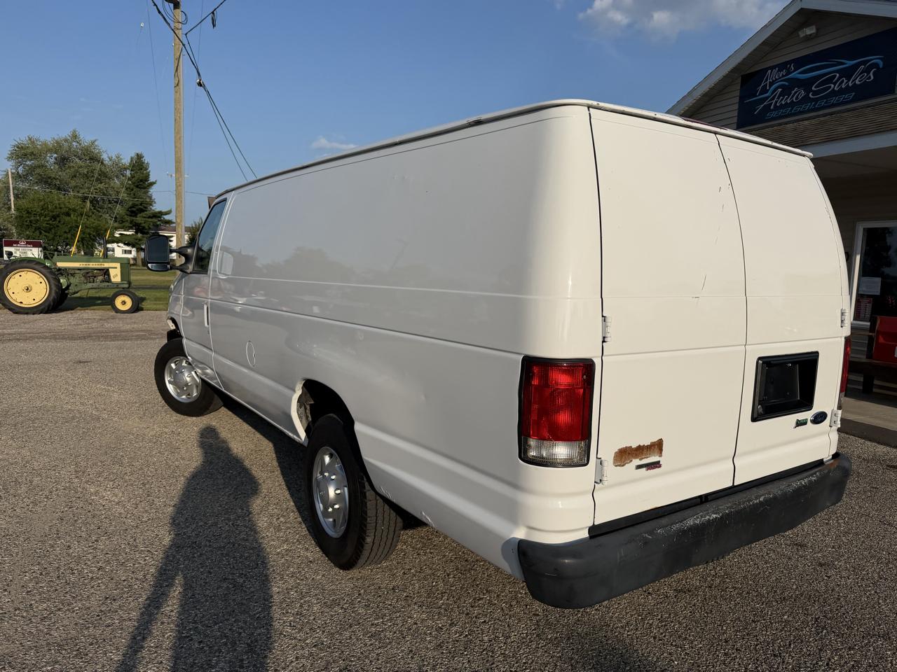 Ford Econoline Cargo Van E-250 Ext Commercial 2013