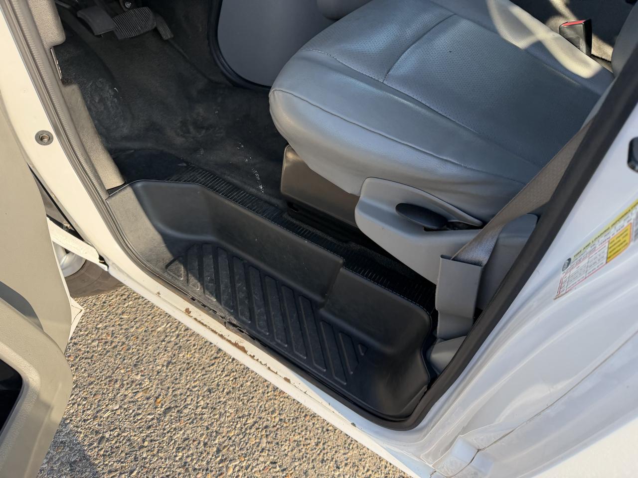 Ford Econoline Cargo Van E-250 Ext Commercial 2013