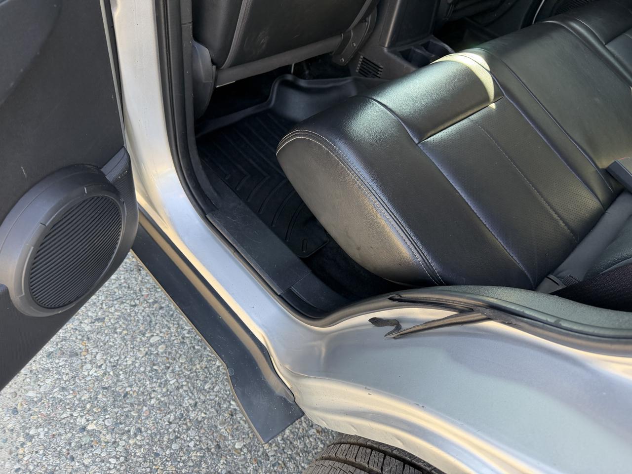 Jeep Liberty 4WD 4dr Sport Latitude 2012