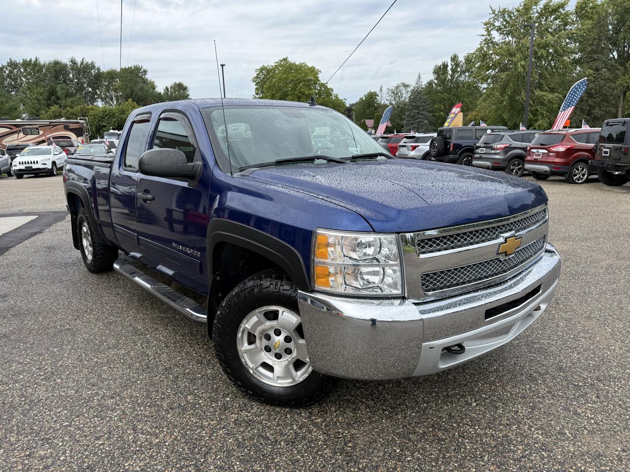 Chevrolet Silverado 1500 4WD Ext Cab 143.5" LT 2013