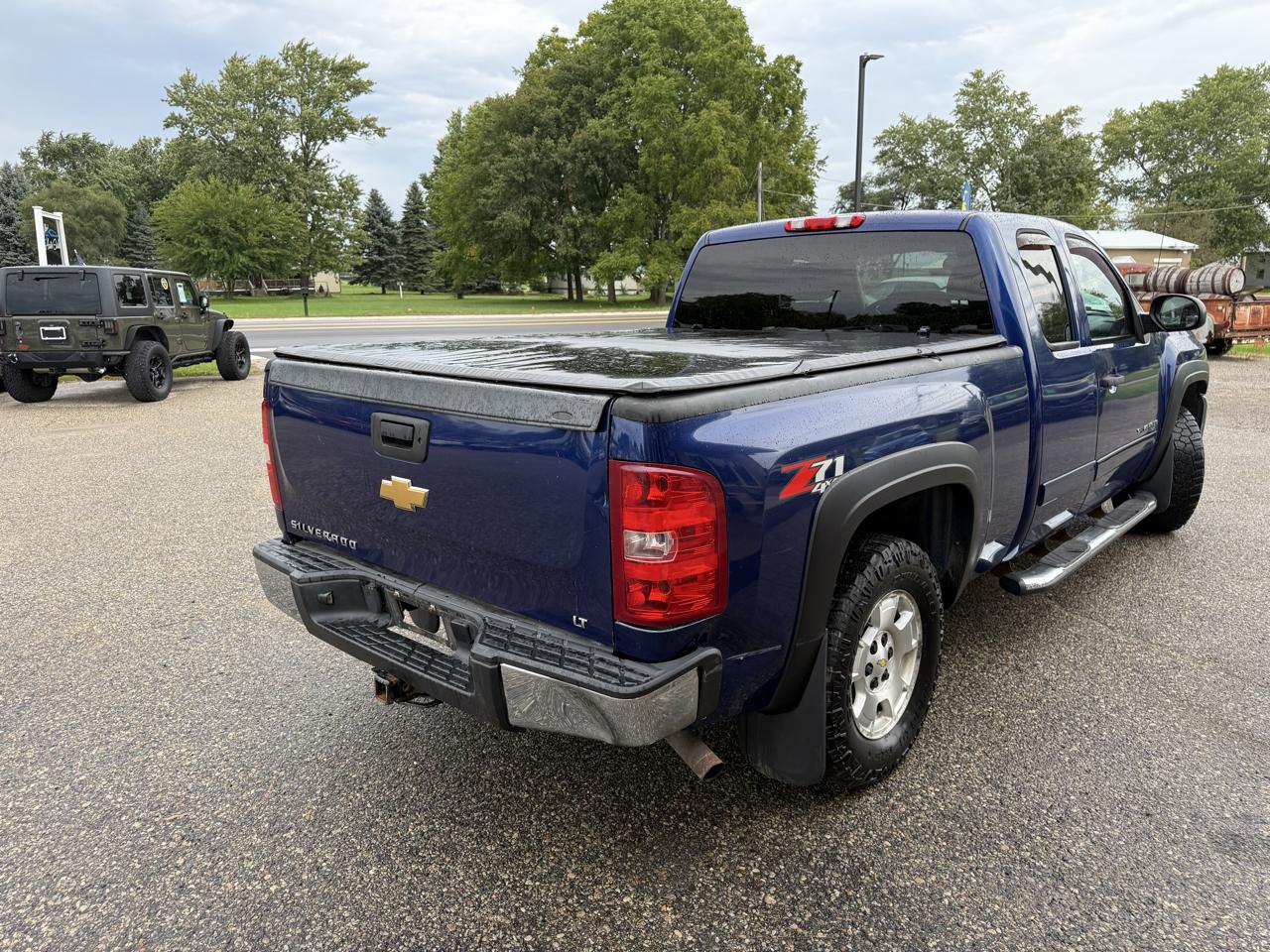 Chevrolet Silverado 1500 4WD Ext Cab 143.5" LT 2013