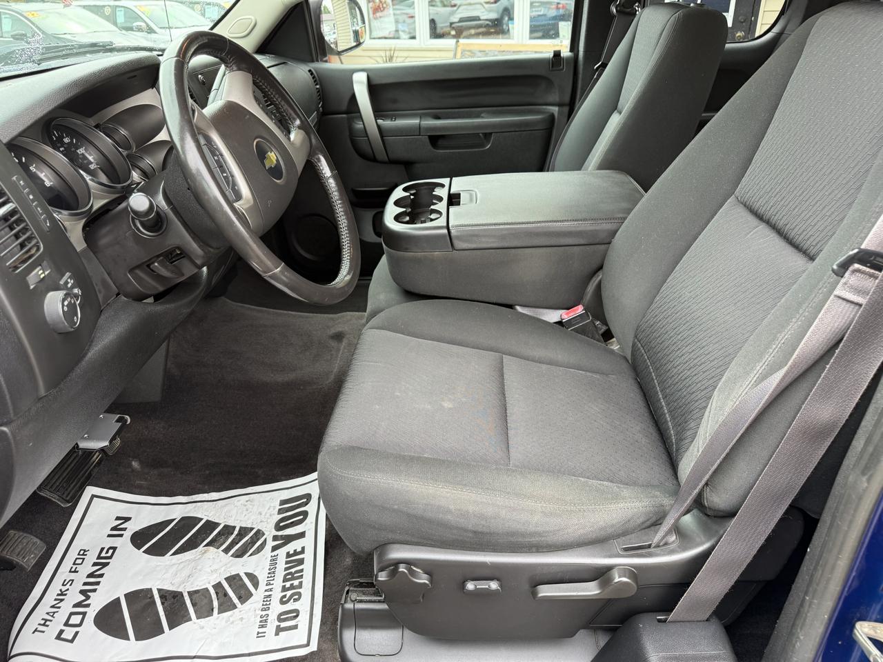 Chevrolet Silverado 1500 4WD Ext Cab 143.5" LT 2013