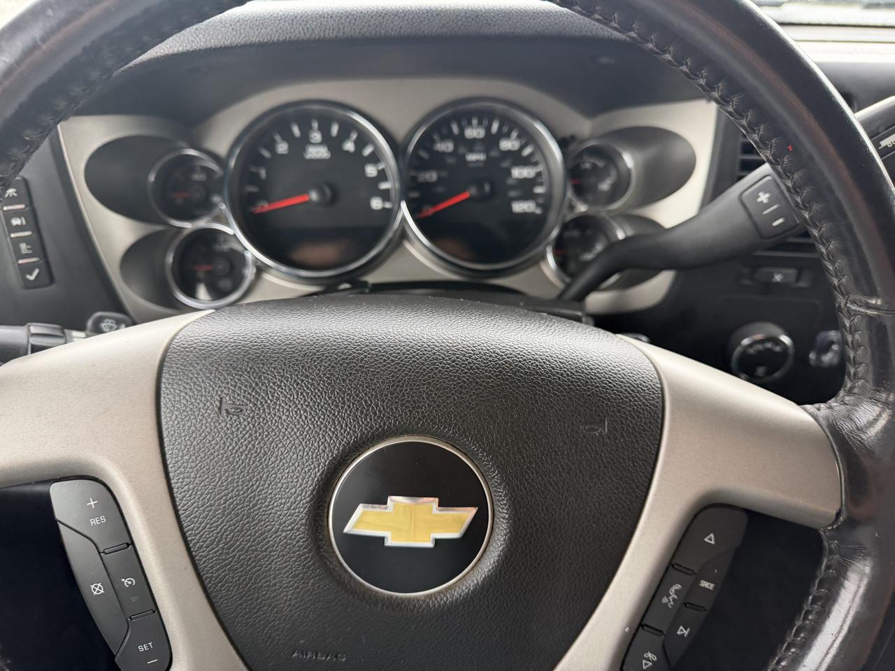 Chevrolet Silverado 1500 4WD Ext Cab 143.5" LT 2013