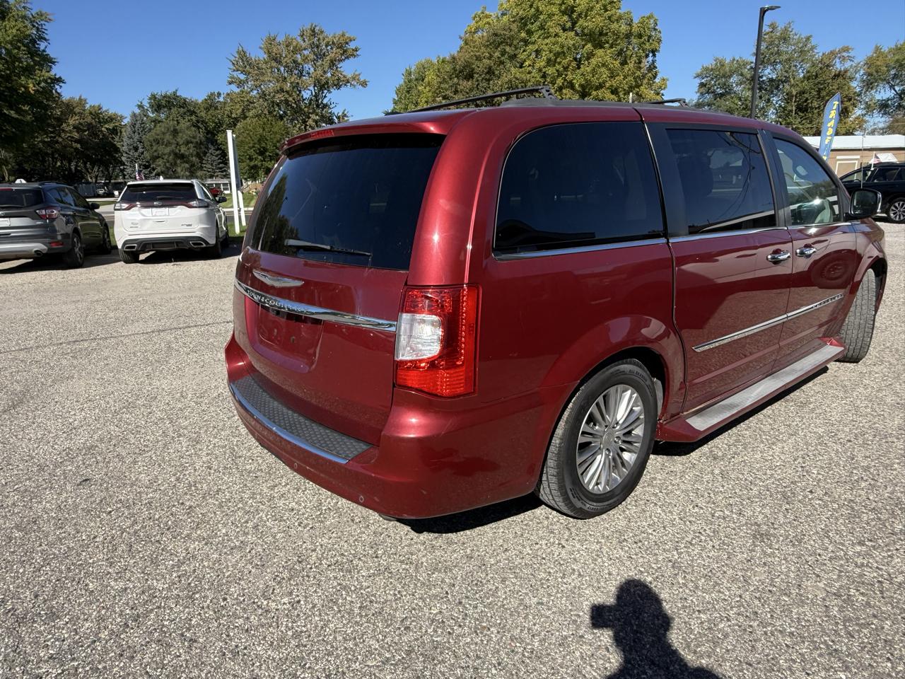 Chrysler Town & Country 4dr Wgn Touring-L 2013