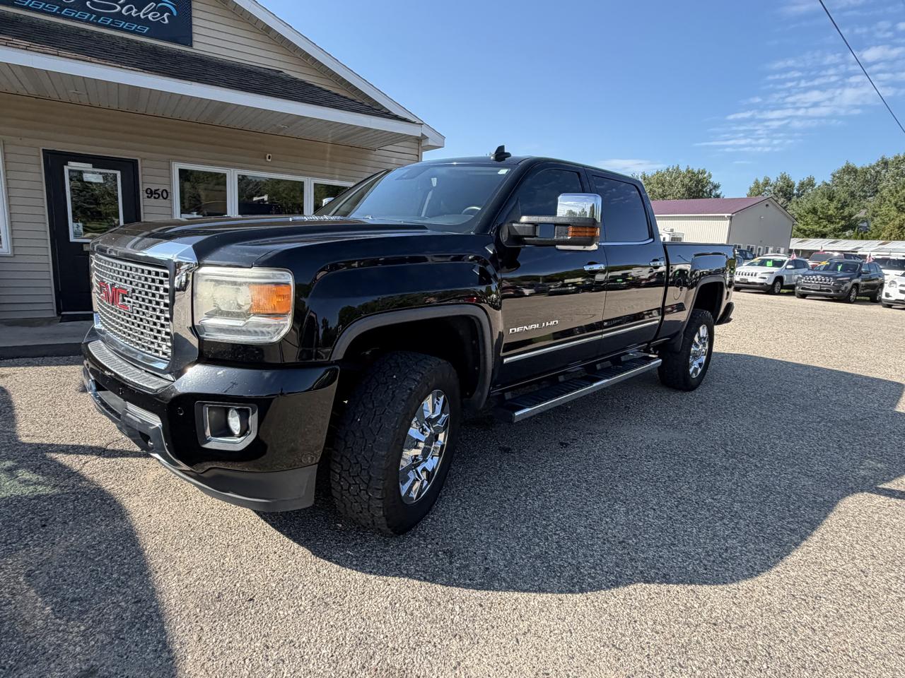GMC Sierra 2500 Denali Crew Cab 4WD SWB 2015