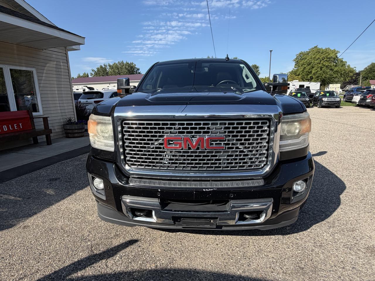 GMC Sierra 2500 Denali Crew Cab 4WD SWB 2015