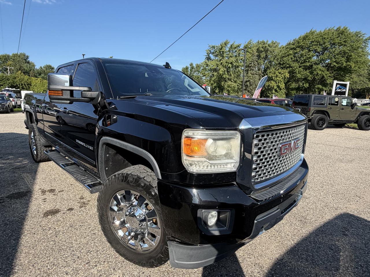 GMC Sierra 2500 Denali Crew Cab 4WD SWB 2015