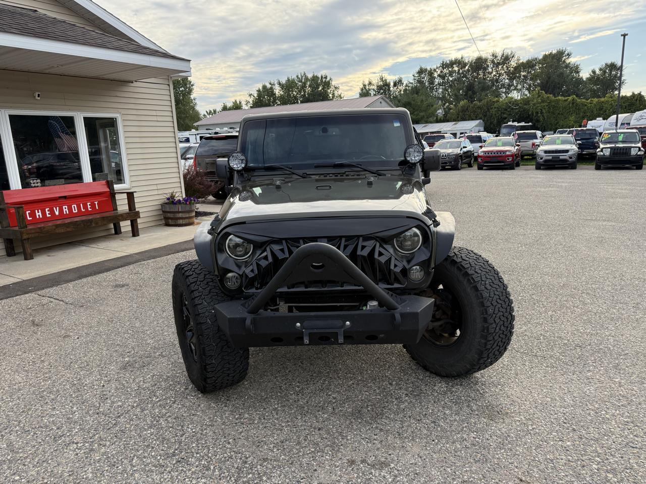 Jeep Wrangler Unlimited 4WD 4dr Willys Wheeler 2015