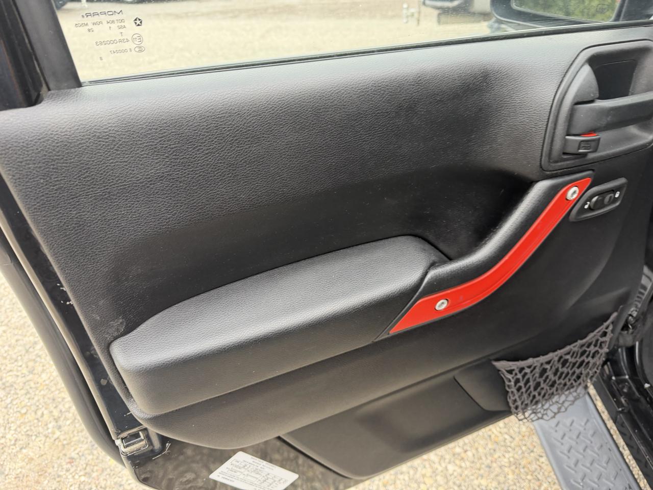 Jeep Wrangler Unlimited 4WD 4dr Sport 2012