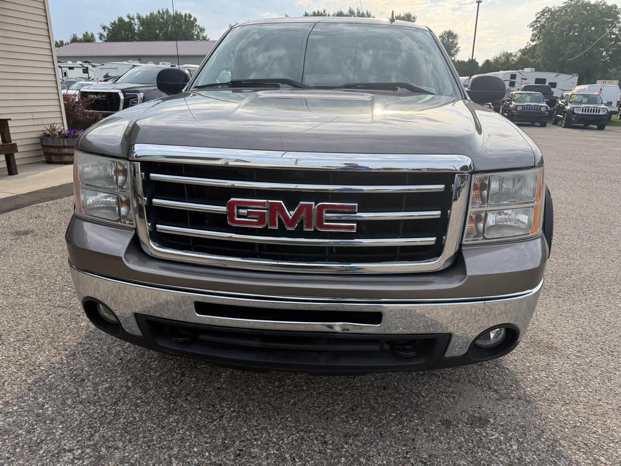 GMC Sierra 1500 4WD Ext Cab 143.5" SLE 2013