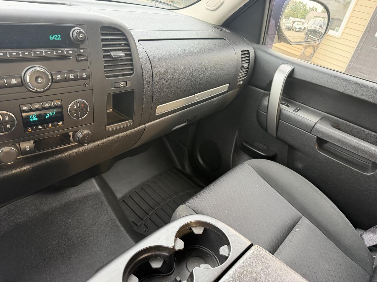 GMC Sierra 1500 4WD Ext Cab 143.5" SLE 2013