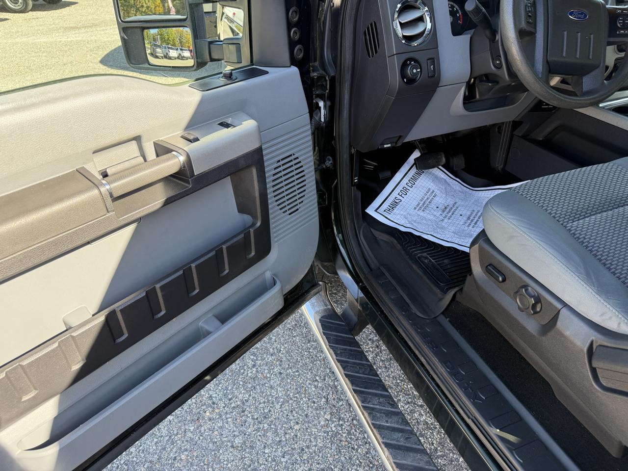 Ford Super Duty F-250 SRW 4WD SuperCab 142" XLT 2013