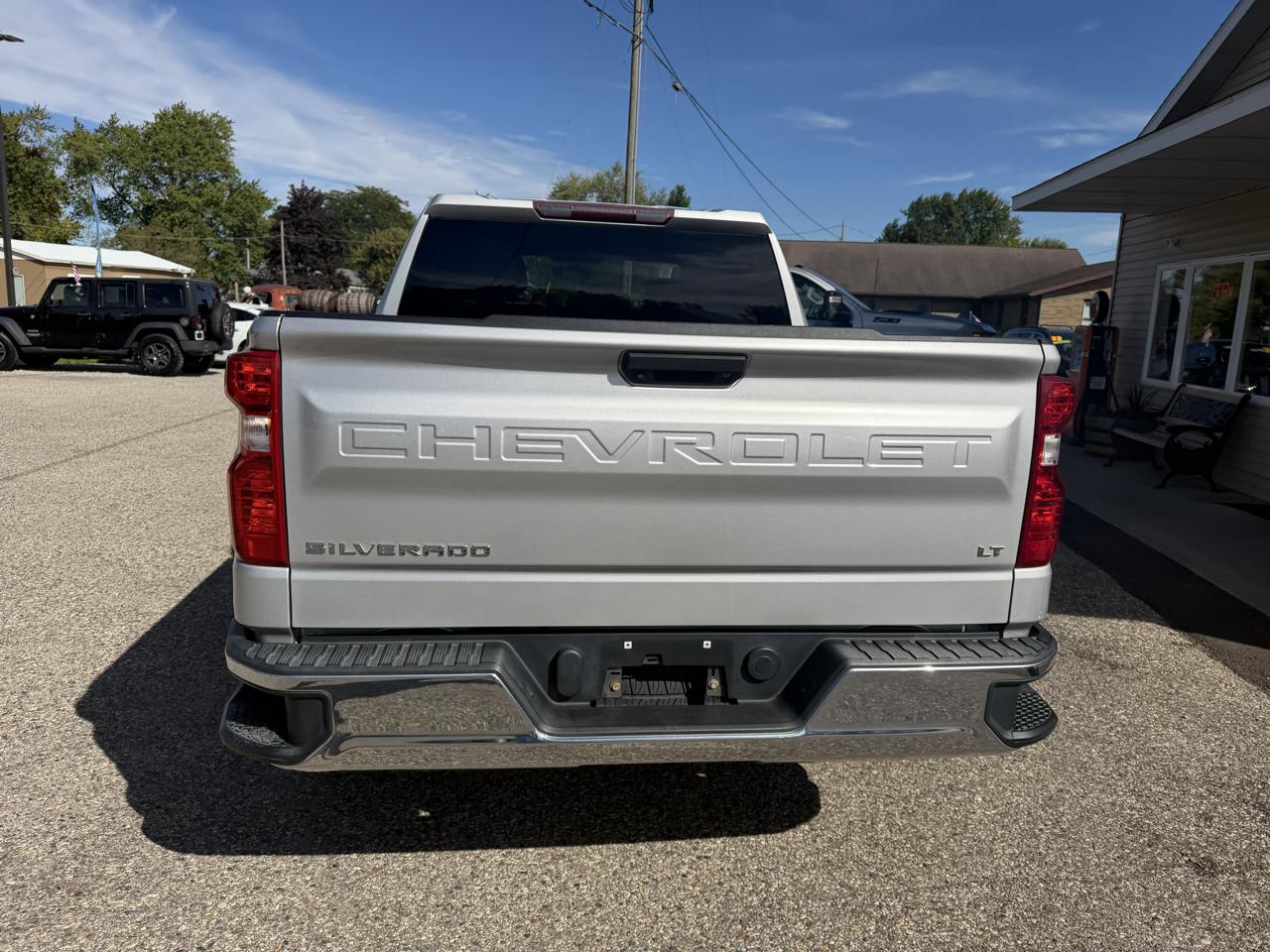 Chevrolet Silverado 1500 4WD Crew Cab 147" LT 2020