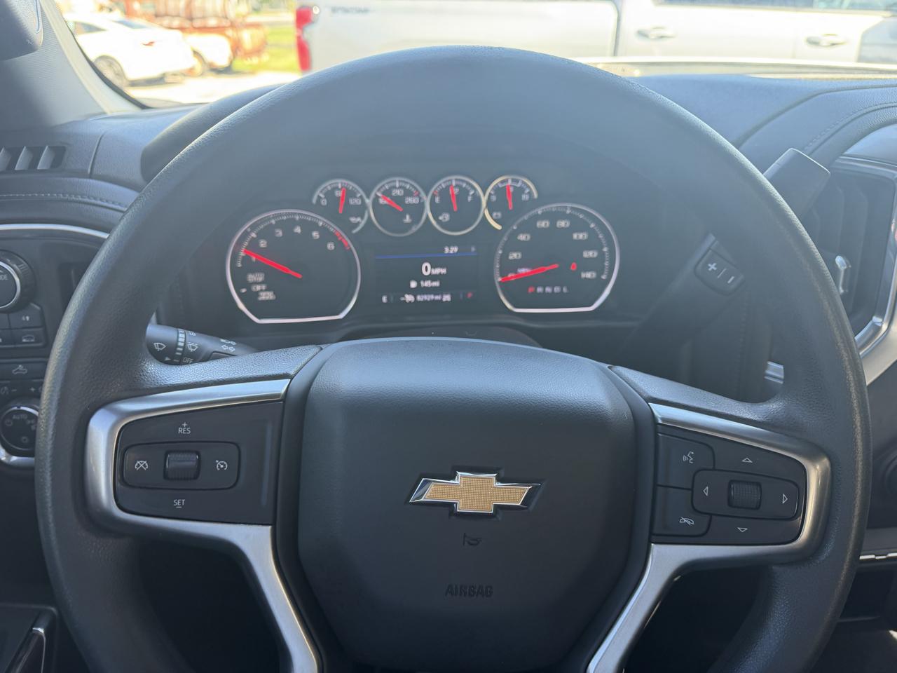 Chevrolet Silverado 1500 4WD Crew Cab 147" LT 2020