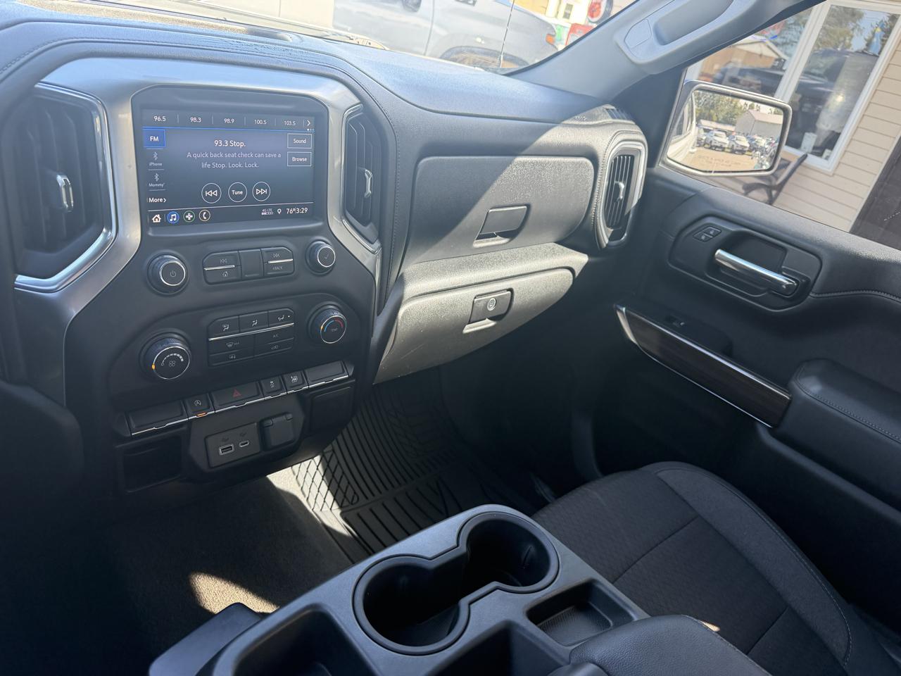 Chevrolet Silverado 1500 4WD Crew Cab 147" LT 2020