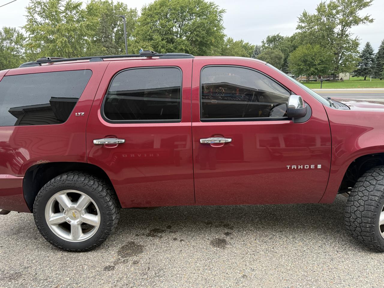 Chevrolet Tahoe 4WD 4dr 1500 LTZ 2009