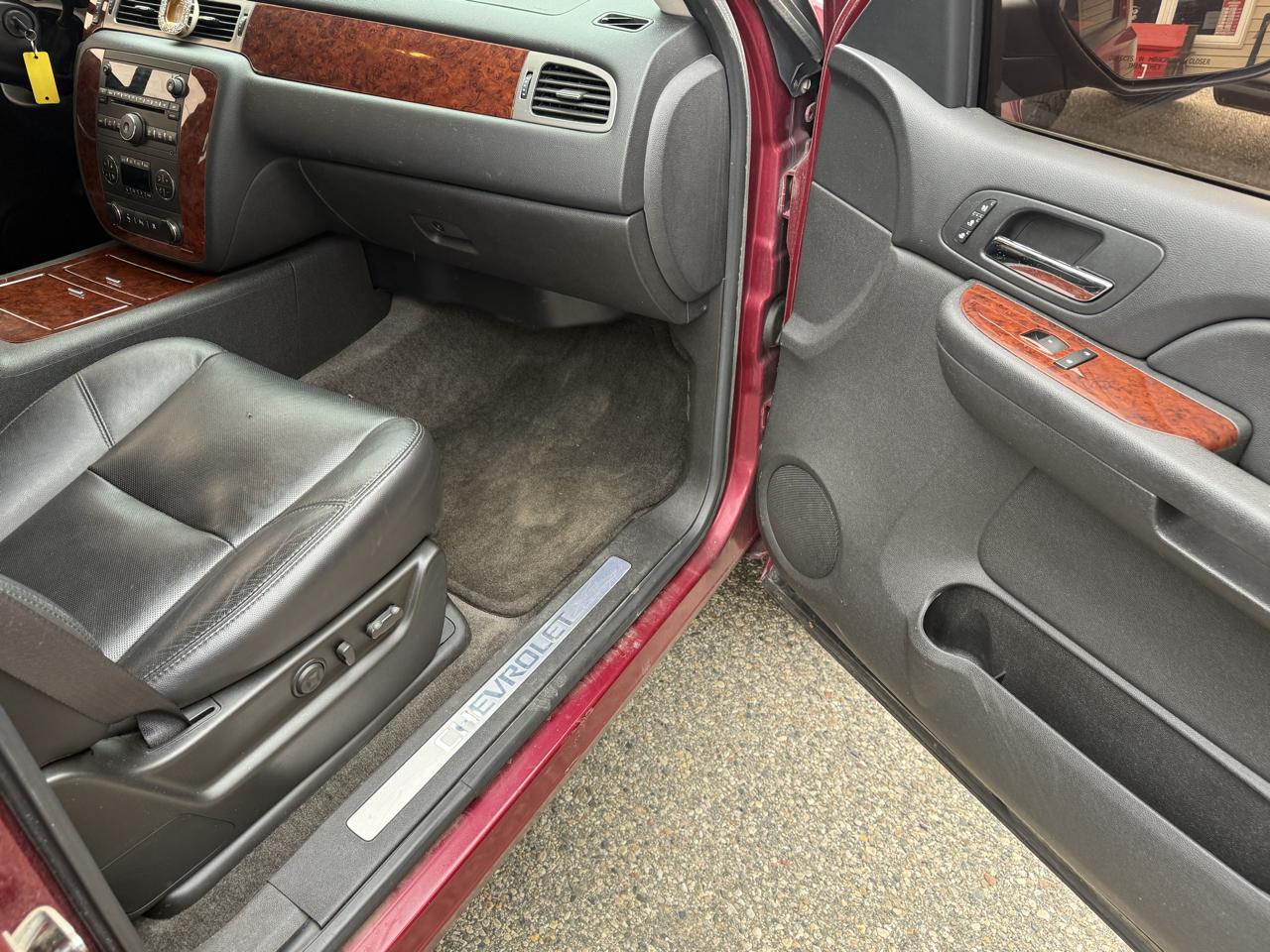 Chevrolet Tahoe 4WD 4dr 1500 LTZ 2009