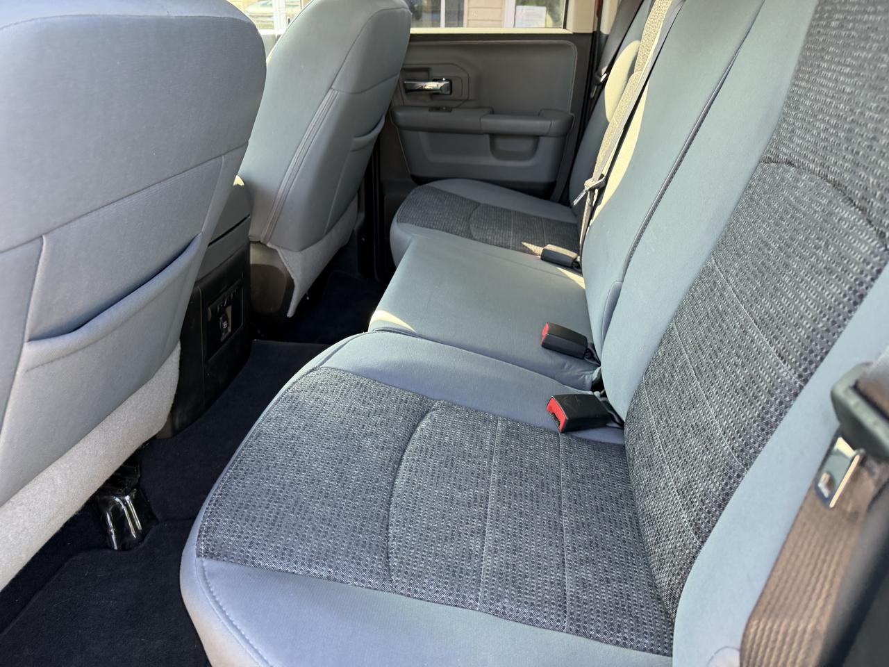 RAM 1500 Classic Warlock 4x4 Quad Cab 6'4" Box 2019