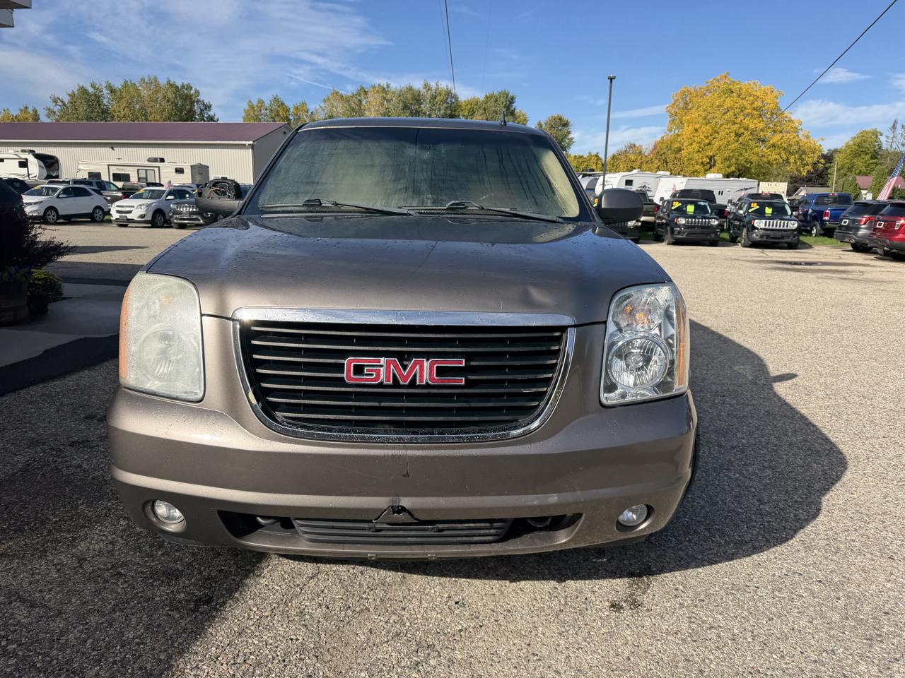 GMC Yukon XL 4WD 4dr 1500 SLT 2012