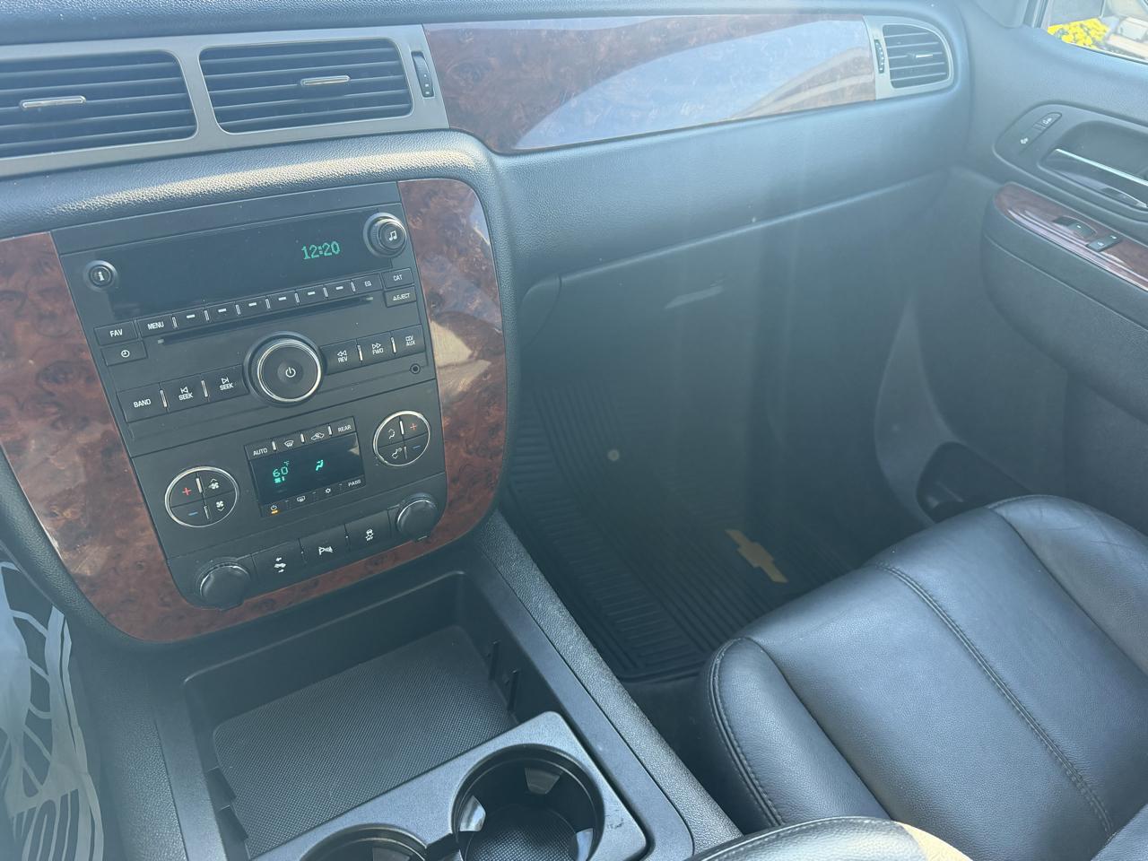 Chevrolet Tahoe 4WD 4dr 1500 LT 2013
