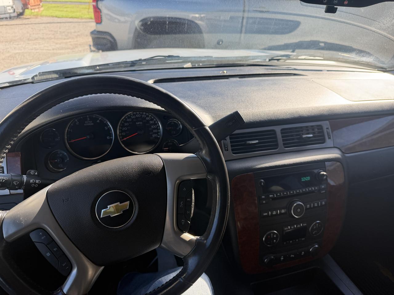 Chevrolet Tahoe 4WD 4dr 1500 LT 2013
